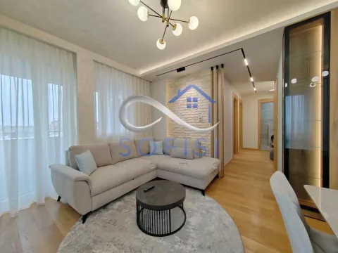 Izdavanje, dvosoban stan, 59m², Centar, Novi Sad - image 4