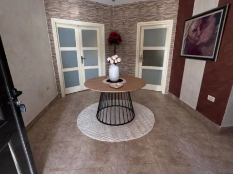 Izdavanje, kuća, 330m², Zeta, Podgorica - image 3