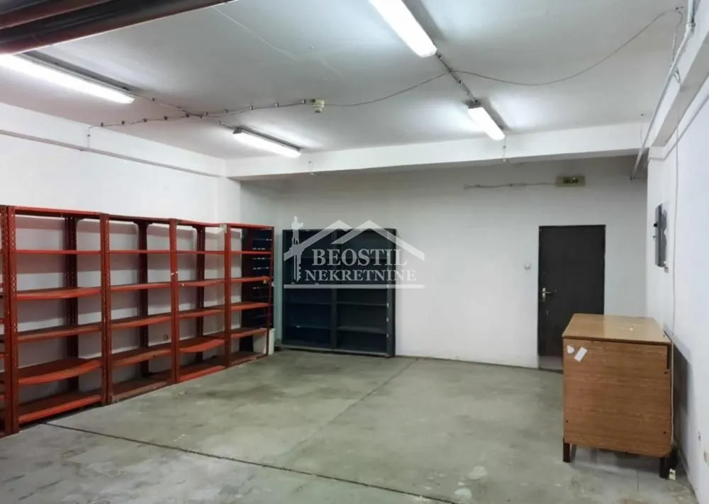 Izdavanje, poslovni prostor, 56m², Tošin bunar, Novi Beograd Sve Podlokacije