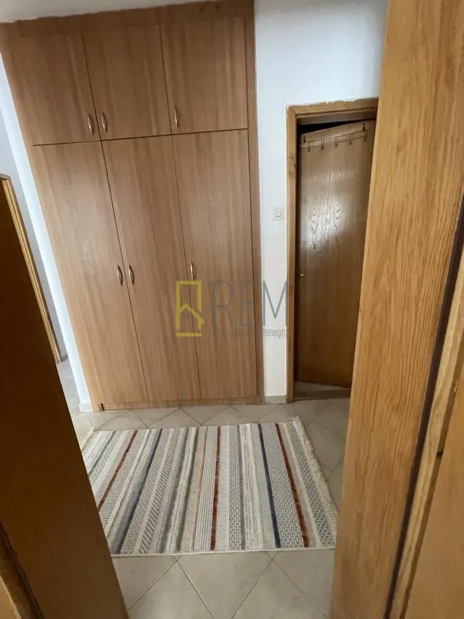 Prodaja, dvosoban stan, 65m², Stari Aerodrom, Podgorica