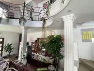 Izdavanje, poslovni prostor, 150m², Savski Venac, Beograd - image 8