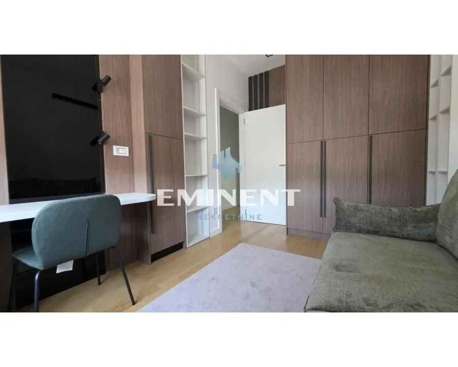 Rent, three bedroom apartment, 80m², Savski Venac, Beograd