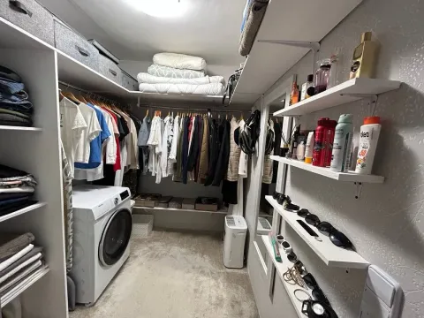 Prodaja, dvosoban stan, 83m², Tivat, Crna Gora - image 9
