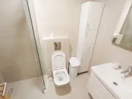 Izdavanje, dvosoban stan, 60m², City Kvart, Podgorica - image 11