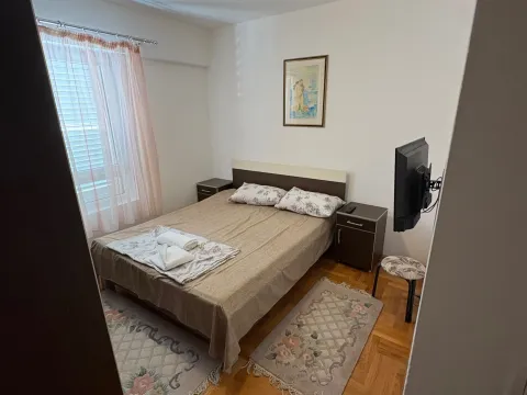 Rent, two bedroom apartment, 70m², Zaobilaznica, Budva - image 3
