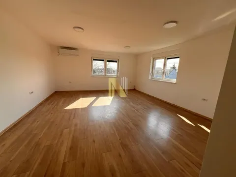 Izdavanje, trosoban stan, 100m², Kać, Novi Sad Sve Podlokacije - image 2