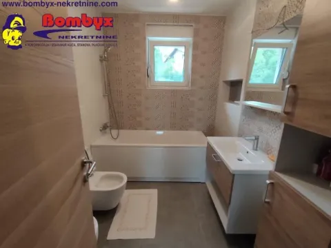 Prodaja, kuća, 300m², Sremska Kamenica, Petrovaradin - image 24