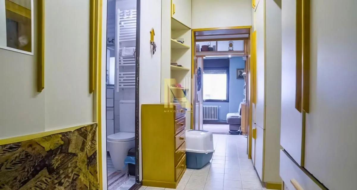Prodaja, dvosoban stan, 65m², Bulevar Oslobodjenja, Novi Sad Sve Podlokacije
