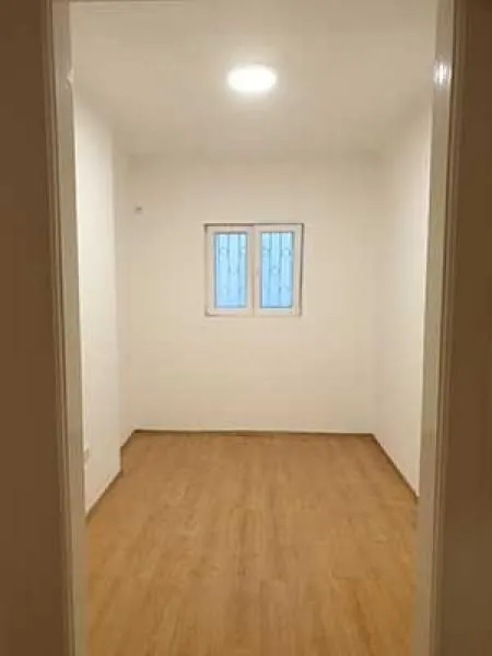 Izdavanje, kuća, 300m², Neimar, Vračar Sve Podlokacije