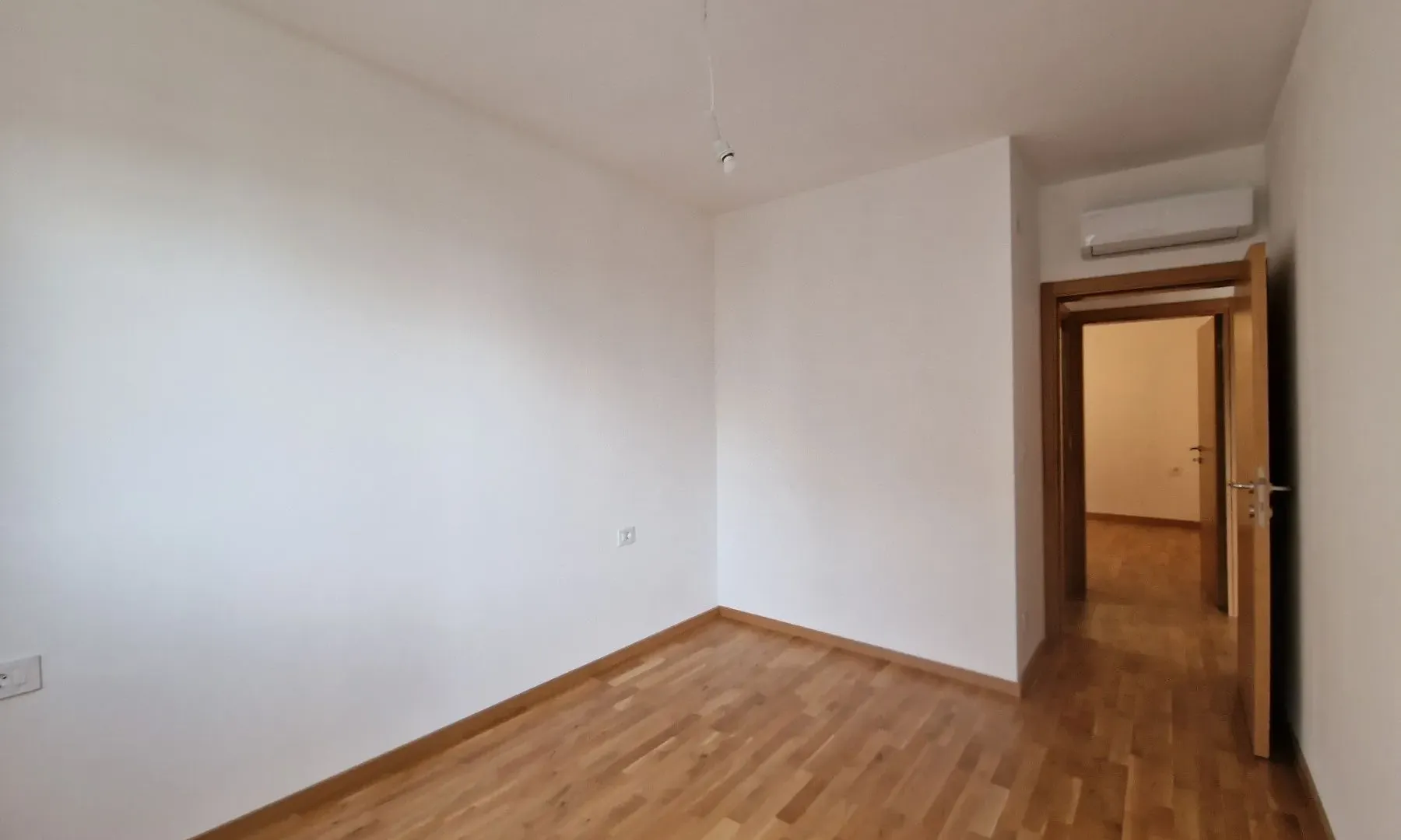 Prodaja, dvosoban stan, 62m², Bečići, Budva