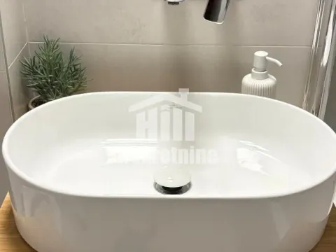 Sale, two bedroom apartment, 62m², Galenika, Beograd - image 17