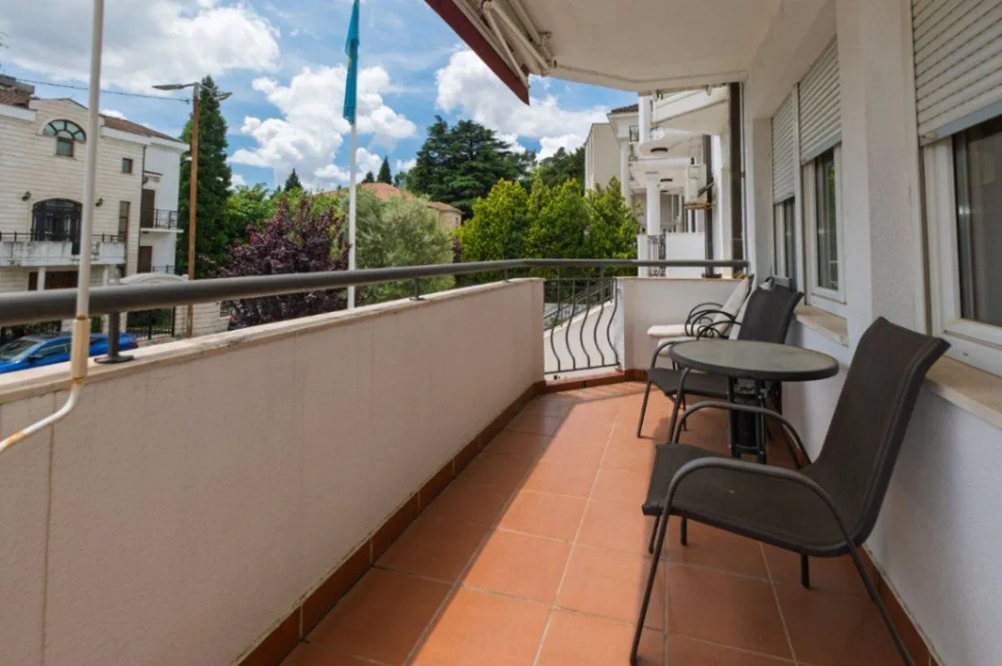 Rent, apartment, 200m², Gorica C, Podgorica