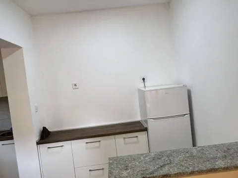 Prodaja, trosoban stan, 97m², Budva, Crna Gora - image 10