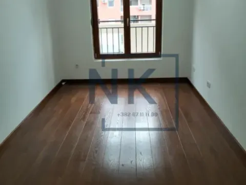 Izdavanje, trosoban stan, 69m², Master Kvart, Podgorica - image 4