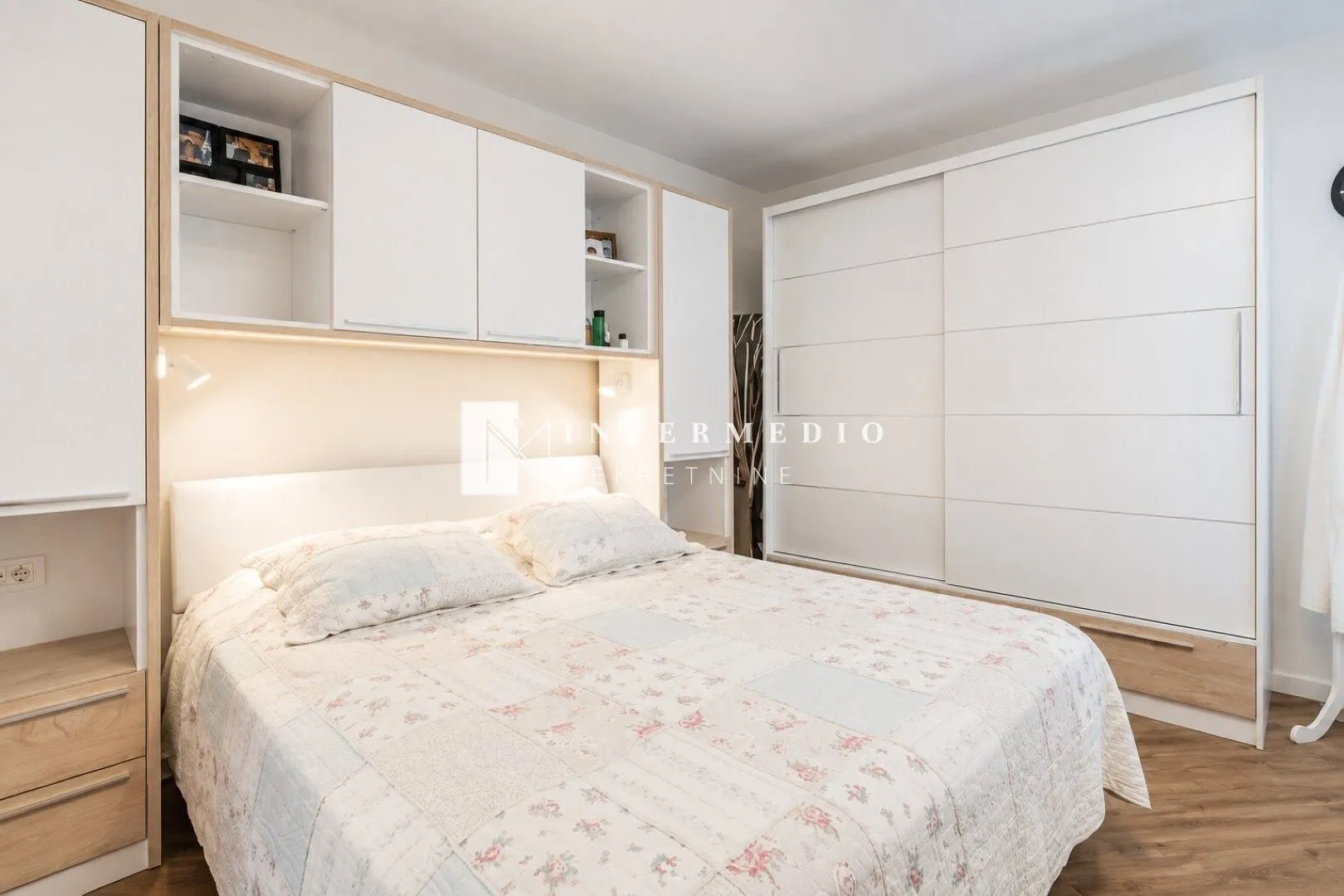 Prodaja, dvosoban stan, 80m², Đenovići, Herceg Novi