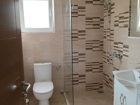 Rent, two bedroom apartment, 70m², Radanovići, Kotor - image 5