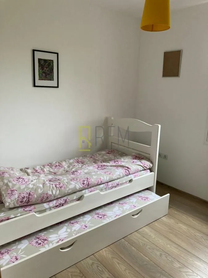 Rent, house, 128m², Podgorica, Crna Gora