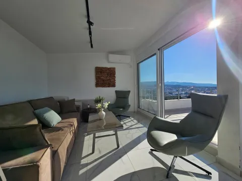 Rent, house, 200m², Dobre Vode, Bar - image 17