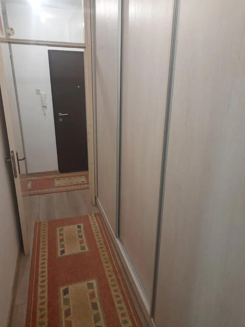Izdavanje, trosoban stan, 60m², Preko Morače, Podgorica