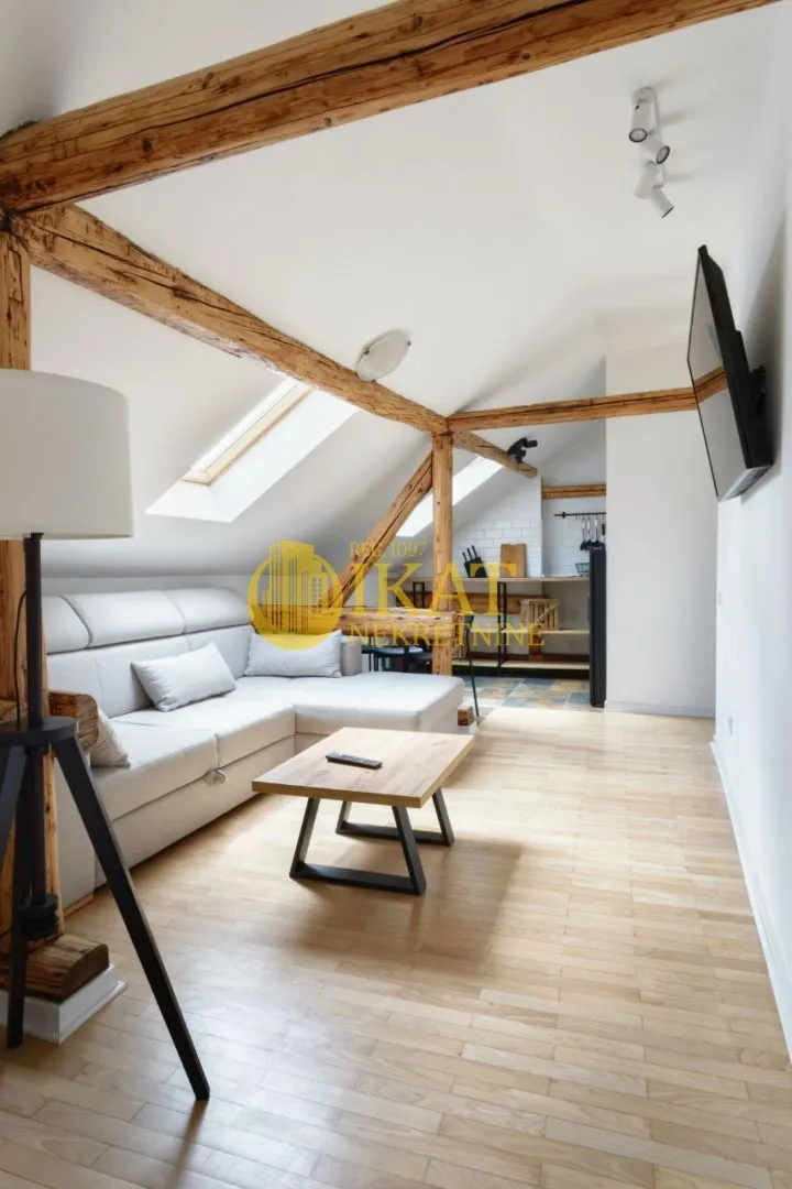 Izdavanje, dvosoban stan, 45m², Stari Grad, Beograd