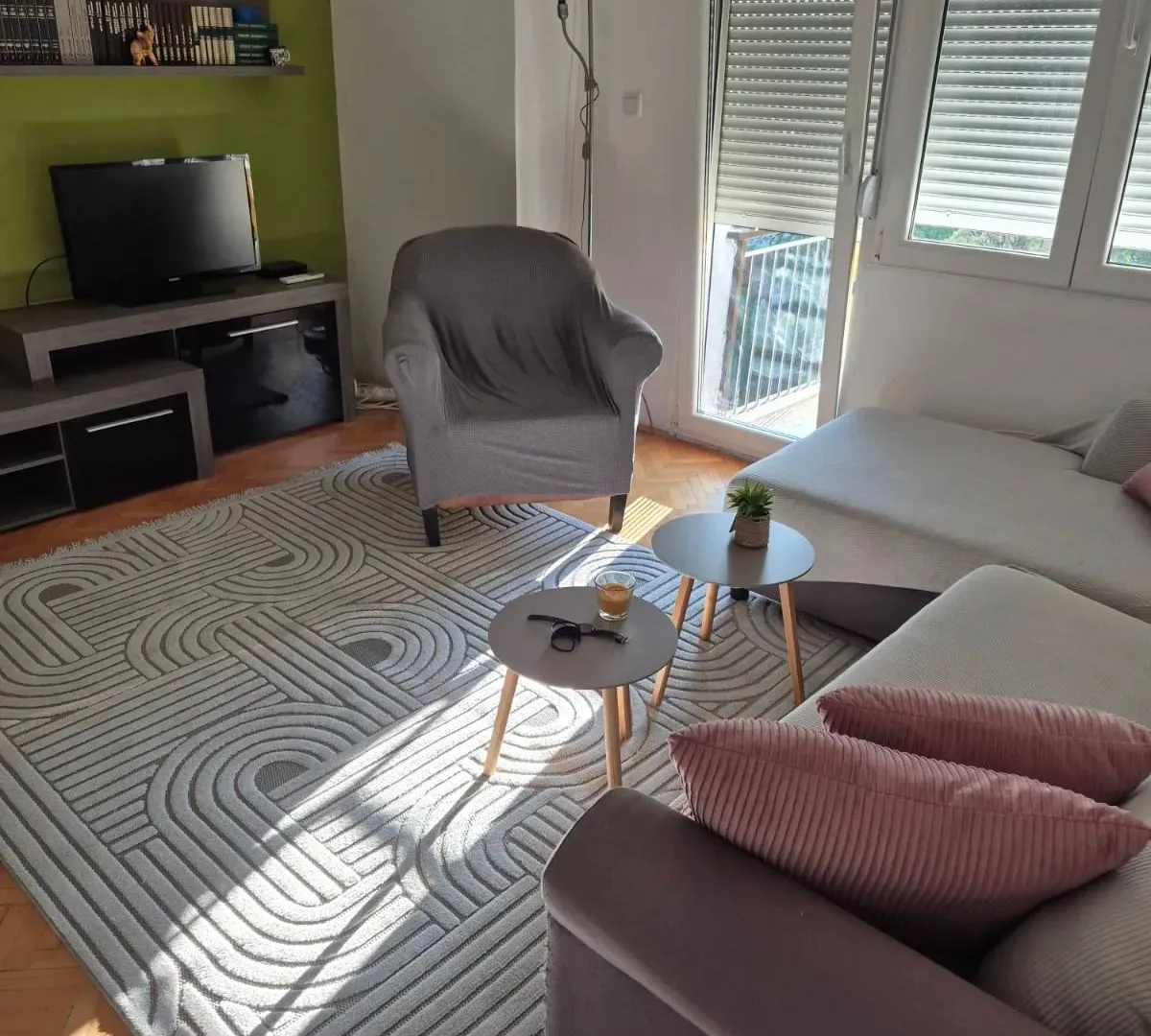 Izdavanje, stan, 60m², Preko Morače, Podgorica