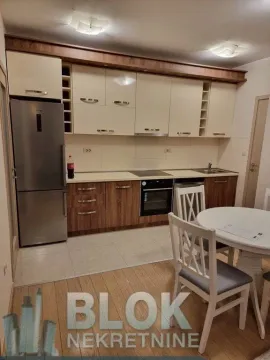 Izdavanje, dvosoban stan, 75m², City Kvart, Podgorica - image 3