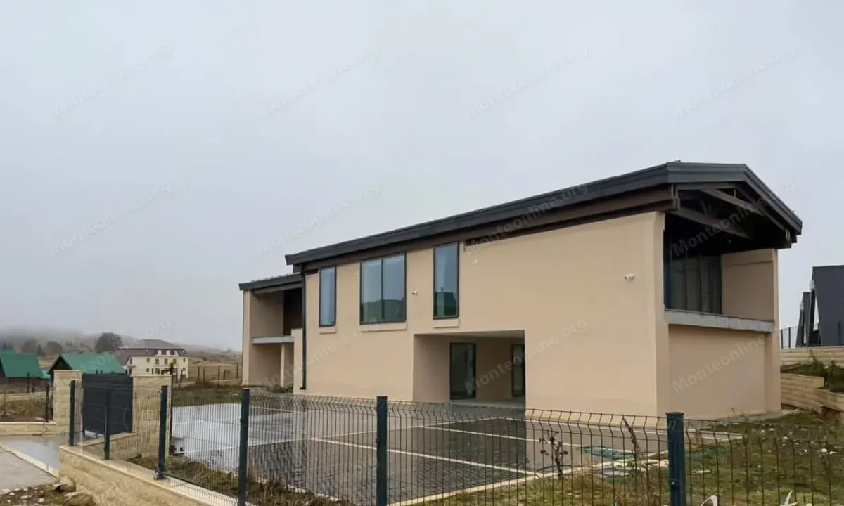 Prodaja, kuća, 1283m², Motički gaj, Žabljak