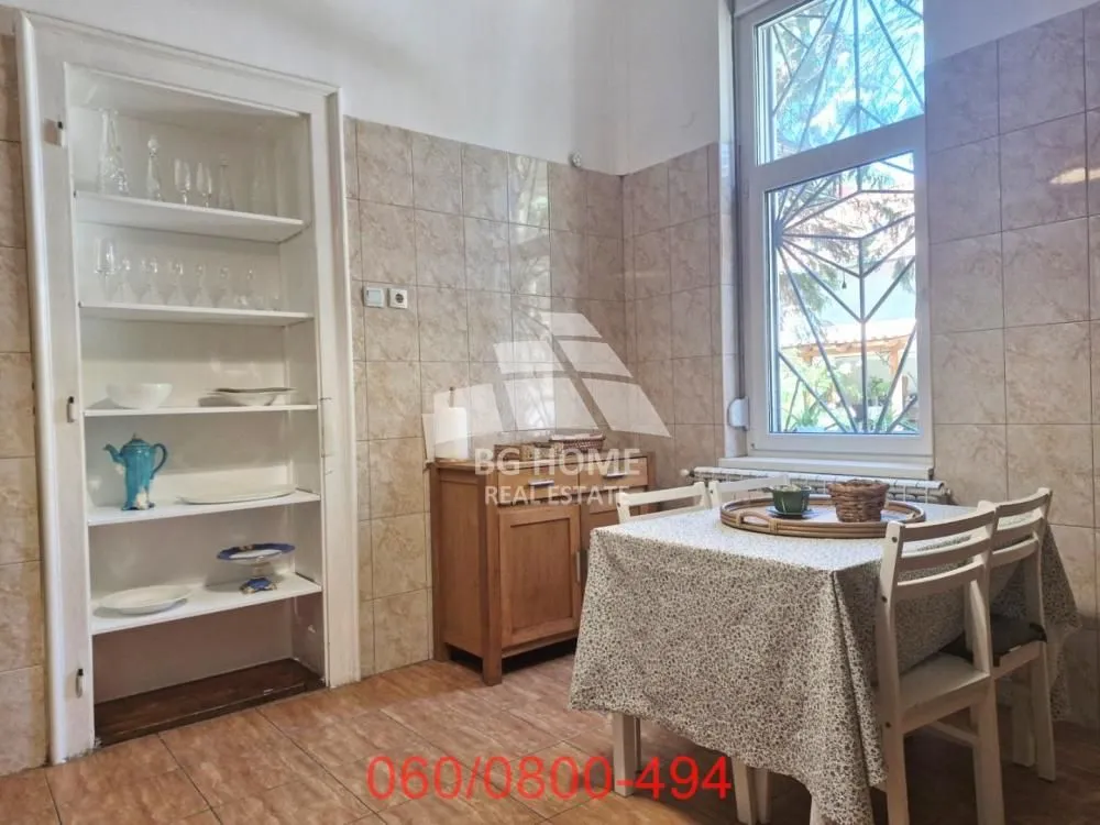 Rent, three bedroom apartment, 130m², Savski Venac, Beograd