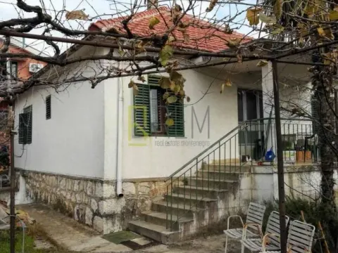 Sale, house, 150m², Ibričevina, Podgorica - image 2