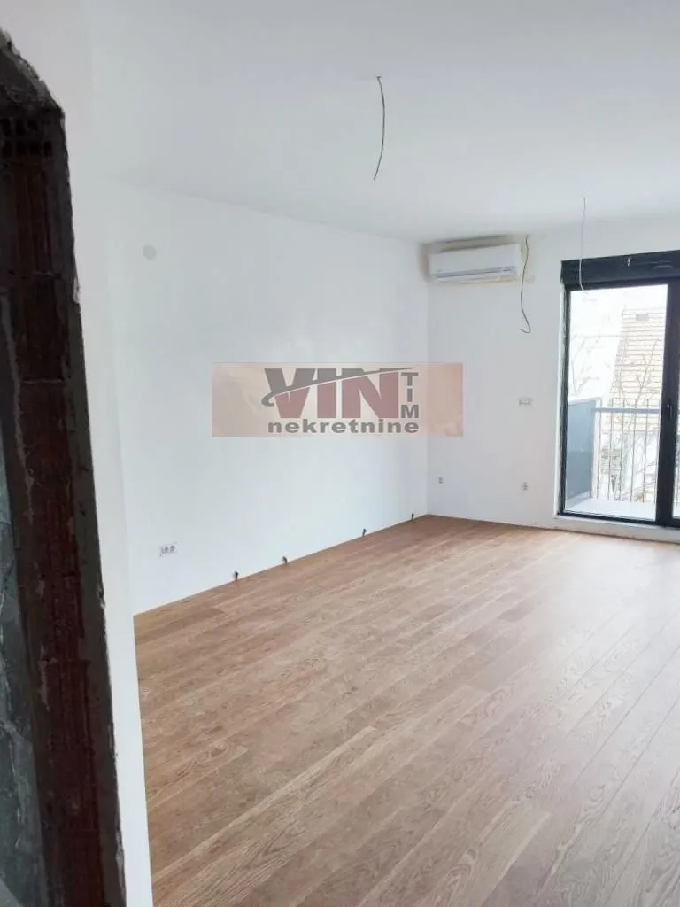 Prodaja, trosoban stan, 61m², Cvetkova Pijaca, Zvezdara Sve Podlokacije