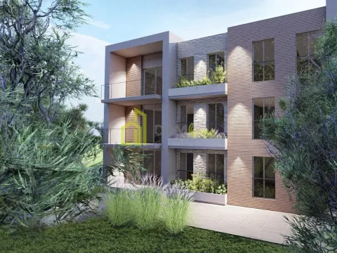 Prodaja, dvosoban stan, 86m², Donja Gorica, Podgorica - image 2