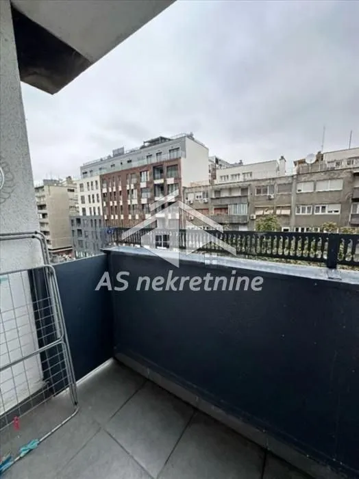 Izdavanje, dvosoban stan, 63m², Sarajevska, Beograd