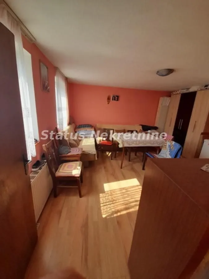 Prodaja, kuća, 151m², Futog, Novi Sad Sve Podlokacije