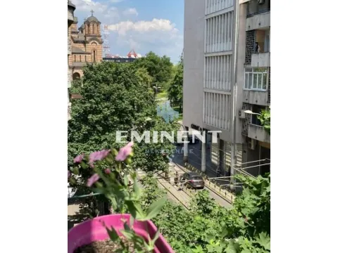 Izdavanje, dvosoban stan, 52m², Cvetni Trg, Vračar Sve Podlokacije - image 12