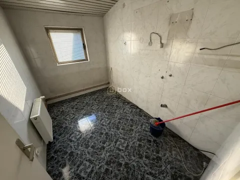 Rent, office space, 149m², Medijana, Niš - image 6
