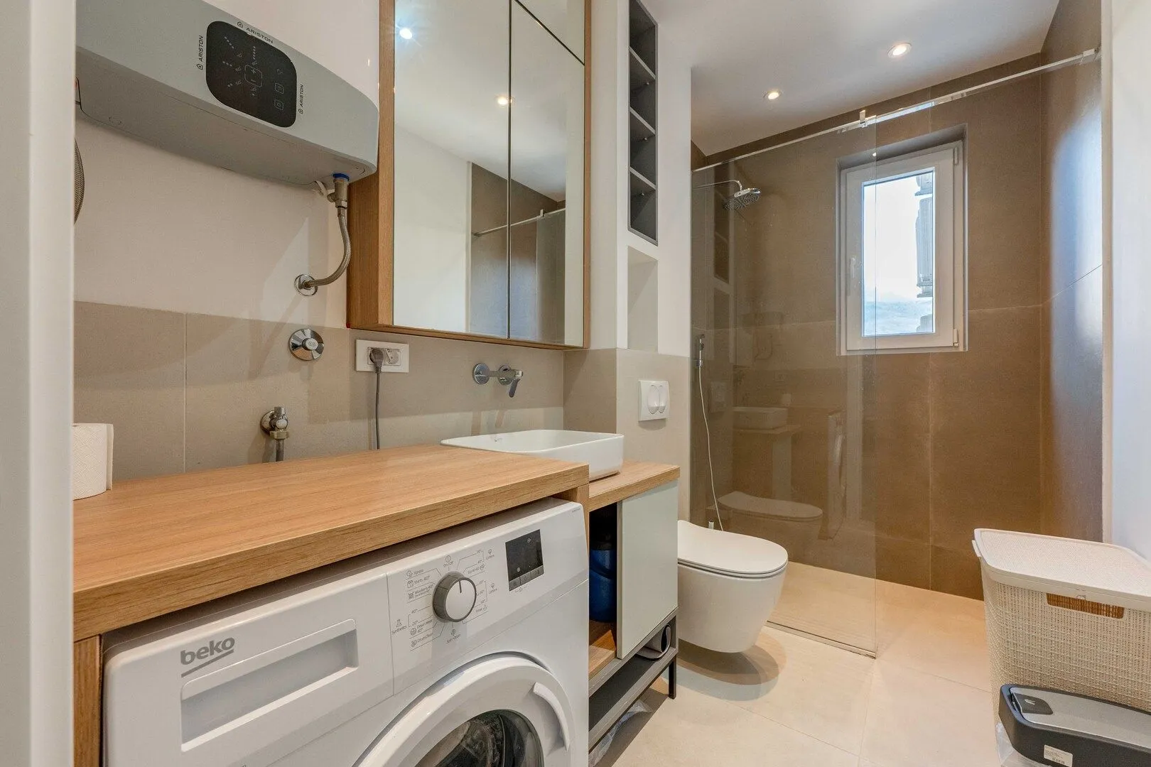 Prodaja, jednosoban stan, 43m², Bečići, Budva