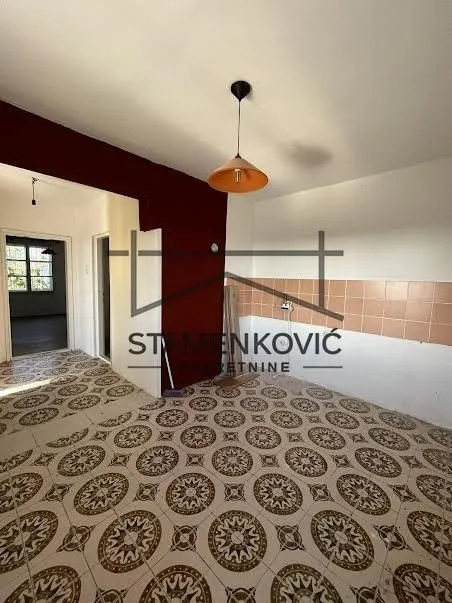 Sale, house, 130m², Čortanovci, Inđija