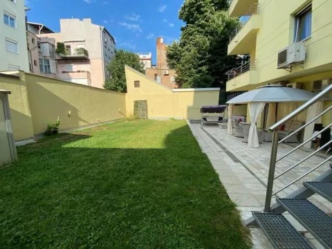 Izdavanje, stan, 130m², Vračar Hram, Vračar Sve Podlokacije - image 18