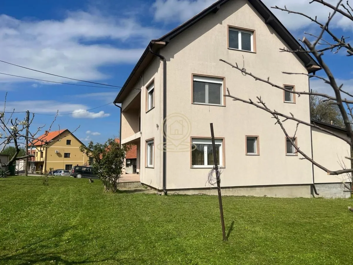 Prodaja, kuća, 310m², Čukarica, Beograd