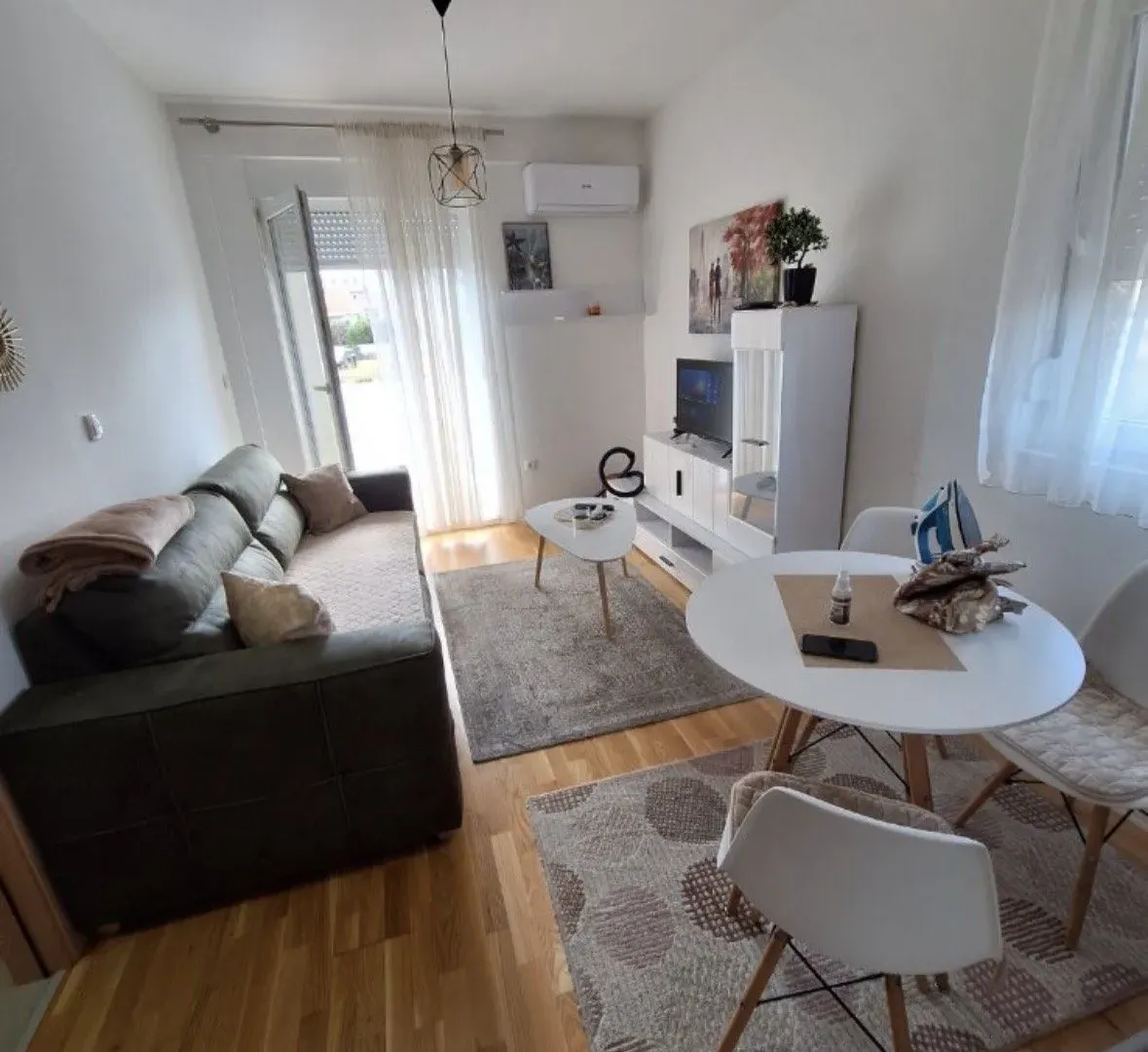 Izdavanje, jednosoban stan, 42m², Zabjelo, Podgorica