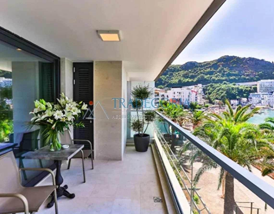 Prodaja, dvosoban stan, 107m², Rafailovići, Budva