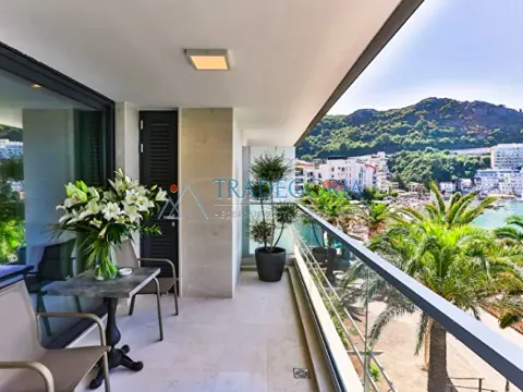 Prodaja, dvosoban stan, 107m², Rafailovići, Budva