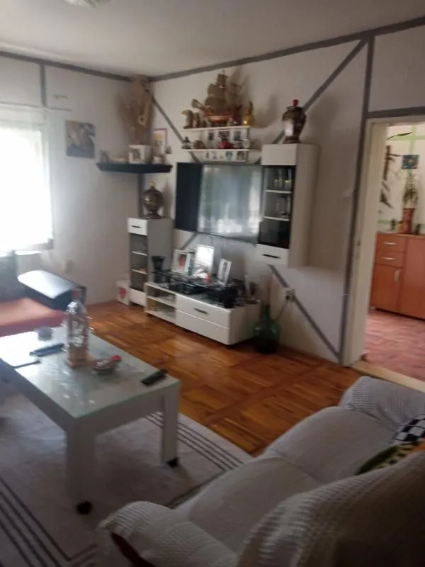 Prodaja, kuća, 280m², Danilovgrad, Crna Gora