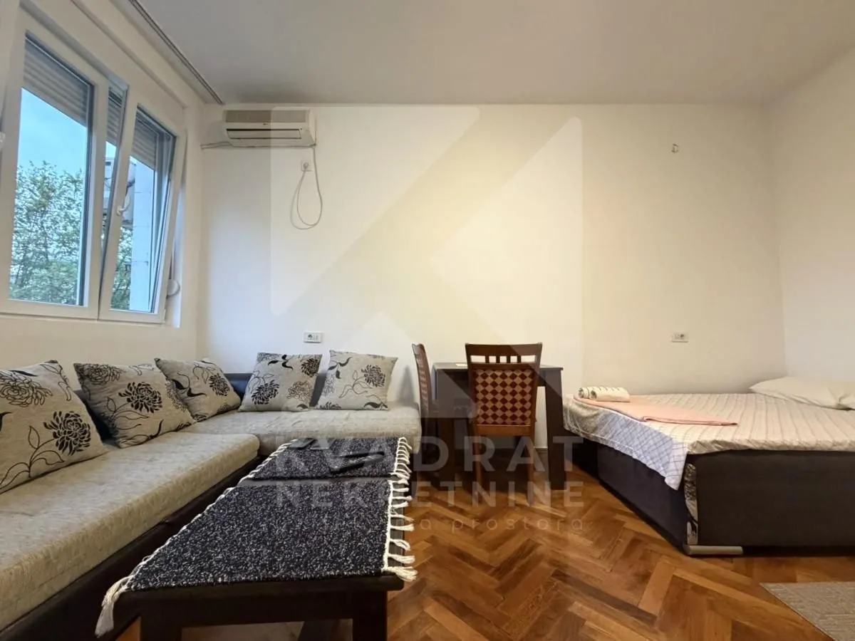 Rent, studio apartment, 27m², Centar, Podgorica