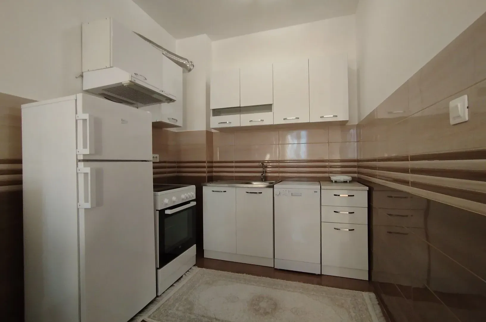Rent, apartment, 50m², Stari Aerodrom, Podgorica