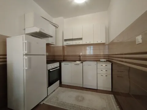 Izdavanje, stan, 50m², Stari Aerodrom, Podgorica - image 4