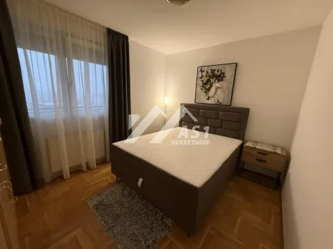 Izdavanje, trosoban stan, 62m², Bulevar Evrope, Novi Sad Sve Podlokacije - image 5