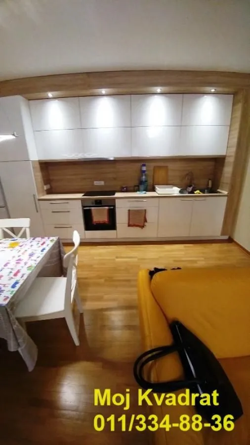 Sale, three bedroom apartment, 80m², Stari Grad, Beograd