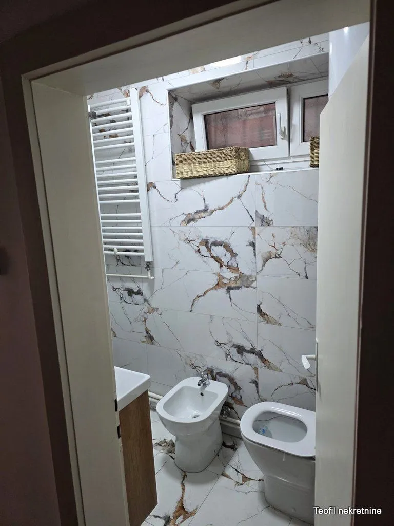 Prodaja, kuća, 150m², Zemun Save Kovačevića, Zemun Sve Podlokacije