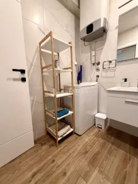 Rent, one bedroom apartment, 48m², Vezirov Most, Podgorica - image 9